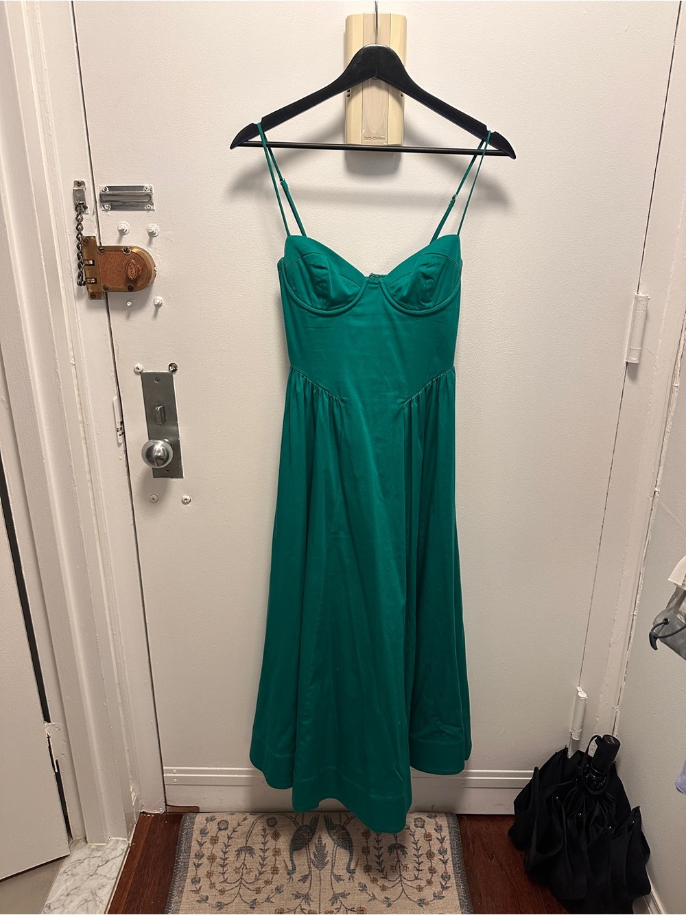 Astr Emerald Green Spaghetti-Strap Midi Dress